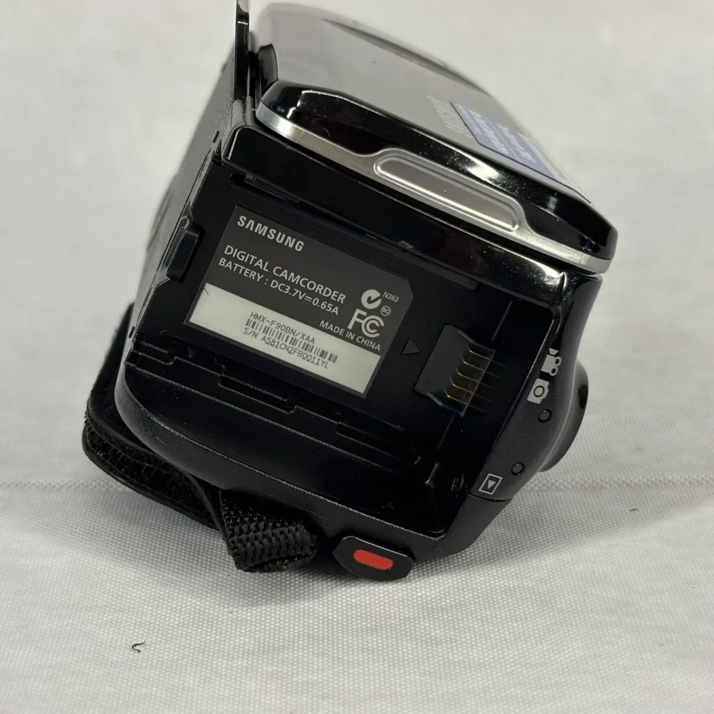 Samsung hmx f90